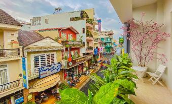 RedDoorz Amis Hotel Near Da Lat Market