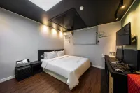 Z Motel