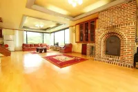 Yongin Byeolyine Pension Hotel dekat Dae Jang Geum Park