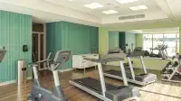 โรงแรม ฮอลิเดย์ อินน์ เอ็กซ์เพรส แอนด์ สวีทส์ ไมอามี แอร์พอร์ต อีสต์ บาย IHG - ที่มีฟิตเนส