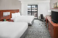 Courtyard Jersey City Newport