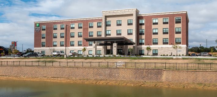 Holiday Inn Express & Suites WENTZVILLE ST LOUIS WEST by IHG Hotels in St. Charles County