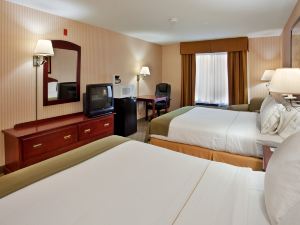 Holiday Inn Express & Suites Lansing-Leavenworth