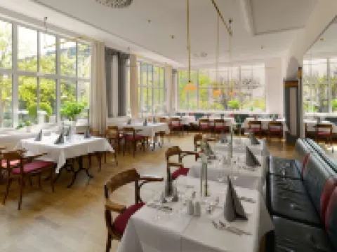 ホテル カイゼリン アウグスタ ワイマールのホテル