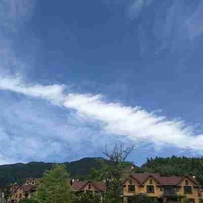 瀾山貳月度假別墅（温泉南街分店） Hotel Exterior