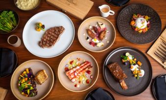 The WB Abu Dhabi Hotel, Curio Collection by Hilton