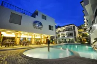 Boracay Ocean Club Beach Resort - Kolam Renang