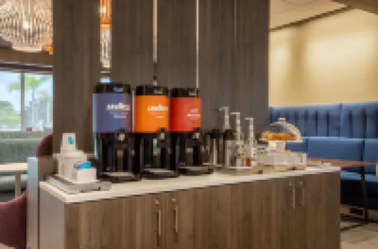 Tru by Hilton Bradenton I-75