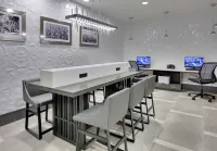 Hampton Inn by Hilton Irvine Spectrum Lake Forest فنادق في ليك فوريست