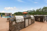La Quinta Inn & Suites by Wyndham Brunswick/Golden Isles - Pools