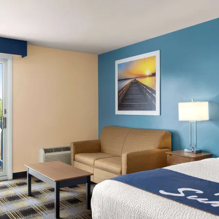 Days Inn by Wyndham Middletown/Newport Area Отели в г. Мидлтаун