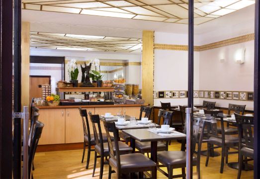 호텔 오페라 드안틴 이미지