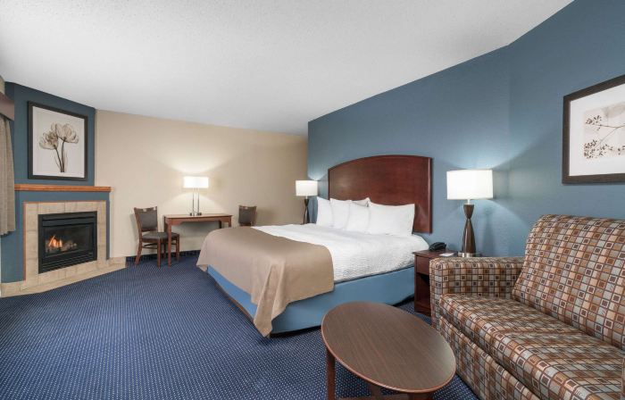 AmericInn by Wyndham Fort Dodge