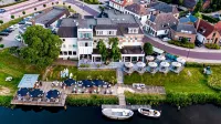 De Zon Hotel & Restaurant by Flow - Pools