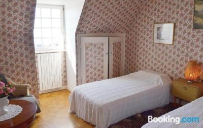 Three Bedrooms Room(Holiday)