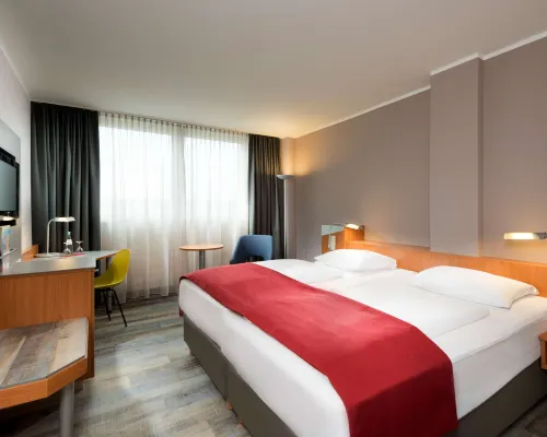 Ramada by Wyndham Hannover Kamar Photos