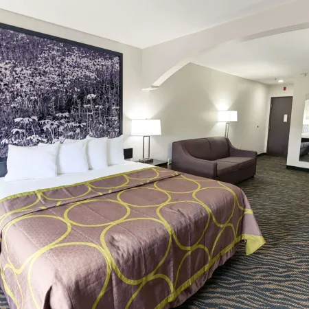 Super 8 by Wyndham High Point/Greensboro