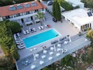 Golden View Residence