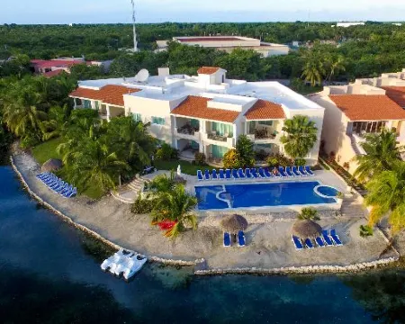 Aventuras Club Marina Hotels in Puerto Aventuras