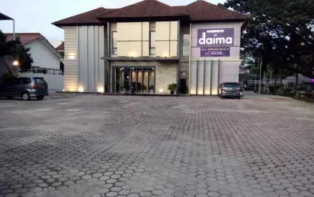 Daima Gardenstay