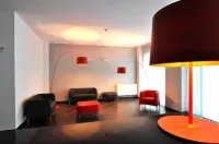 BB Hotels Aparthotel Arcimboldi - Condos