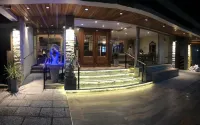 Apart Hotel Sorrento Hotels near FLORERIA FLORES DEL TUYU