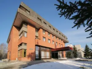 Oktyabrskaya Hotel
