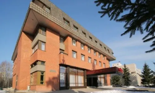 Oktyabrskaya Hotel