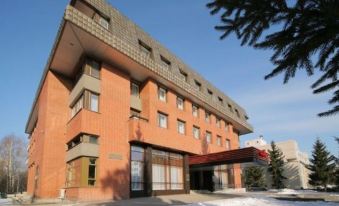Oktyabrskaya Hotel