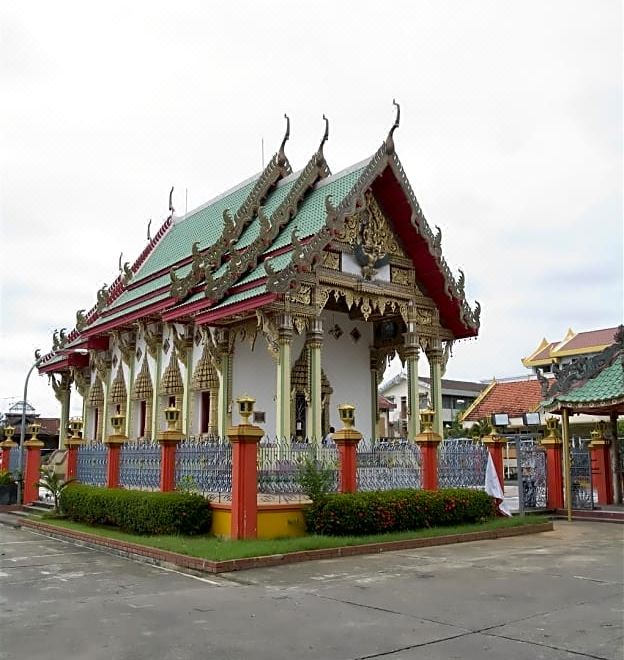 5. 어반 인 알로르..