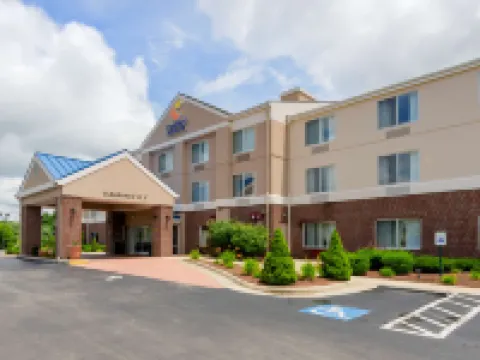 Comfort Inn & Suites Hillsville I-77 Hotels in Woodlawn