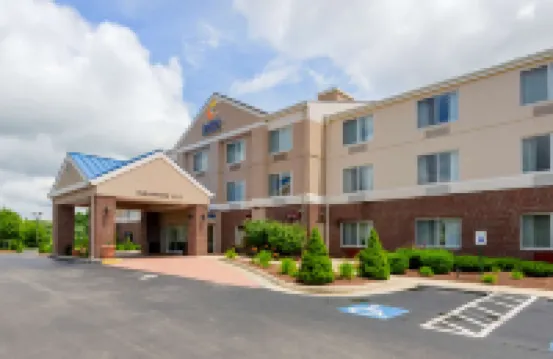 Comfort Inn & Suites Hillsville I-77 Отели в г. 