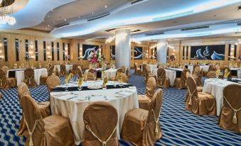 City Seasons Hotel & Suites Muscat