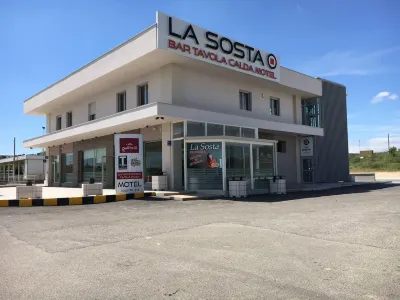La Sosta Motel Tavola Calda Hôtels à : 