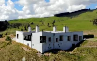 Kinloch Manor & Villas Hotels in Kinloch