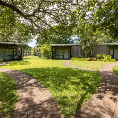 Emdoneni Lodge with Zululand Cat Conservation Project
