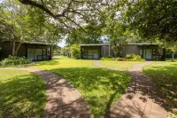 Emdoneni Lodge with Zululand Cat Conservation Project