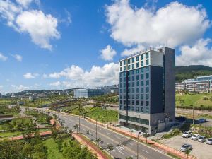 Jeju Pureun Hotel