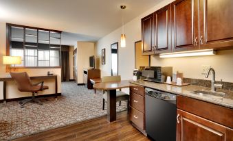 Holiday Inn Express & Suites Butte