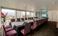 The Quadrant Hotel & Suites