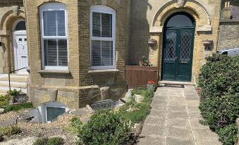 Charming 1-Bed Apartment in Ventnor