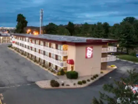 レッド ルーフ イン シャーロッツビル シャーロッツヴィルのホテル