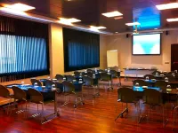 Tach Madrid Airport Hotel a Paracuellos de Jarama