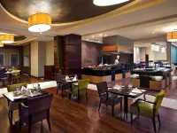 فندق كراون بلازا الخبر Hotels near قاعة السيف