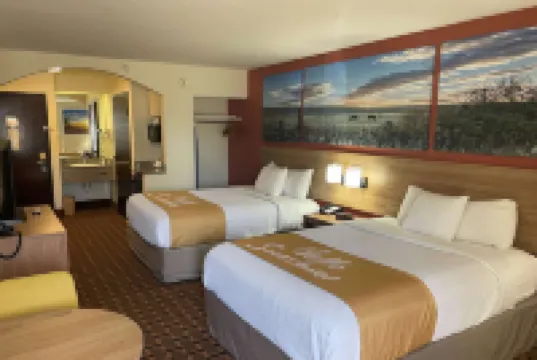 Days Inn by Wyndham Dallas Plano