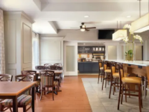 Hampton Inn & Suites Montgomery-EastChase Hotels in Montgomery