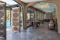 Radisson Blu Hotel and Resort Al Ain - breakfast