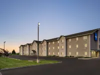 Baymont by Wyndham Fremont Hotels in Dodge County
