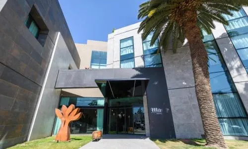 Mae Singular Hotel