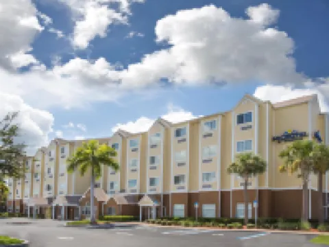 Quality Inn & Suites Lehigh Acres Fort Myers Hotels in Lee County